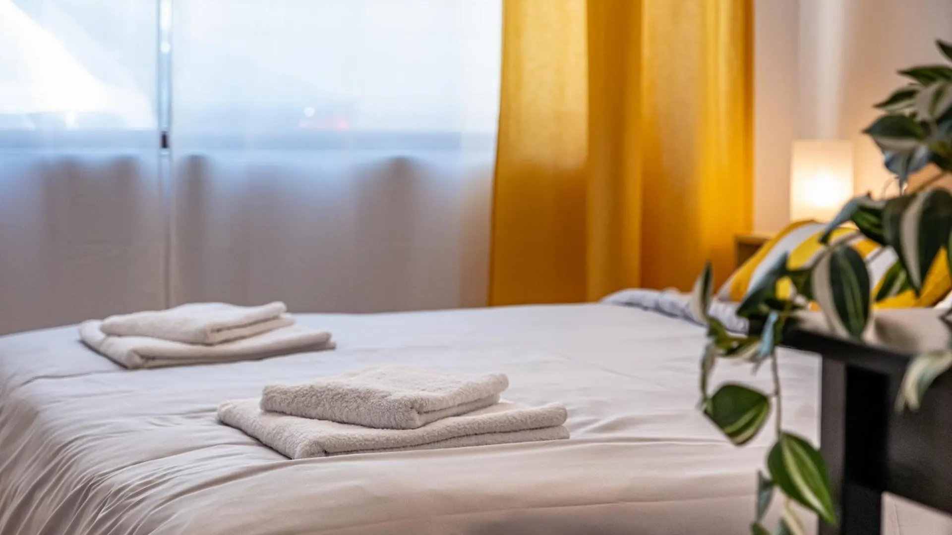 Cozy Central Apartment Varna & Parking