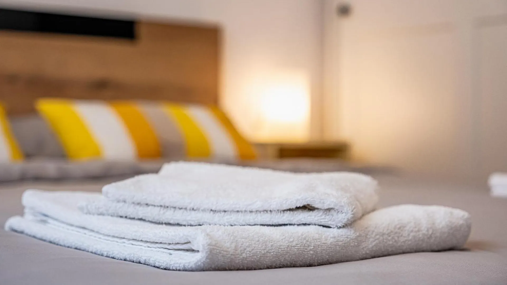 Cozy Central Apartment Varna & Parking
