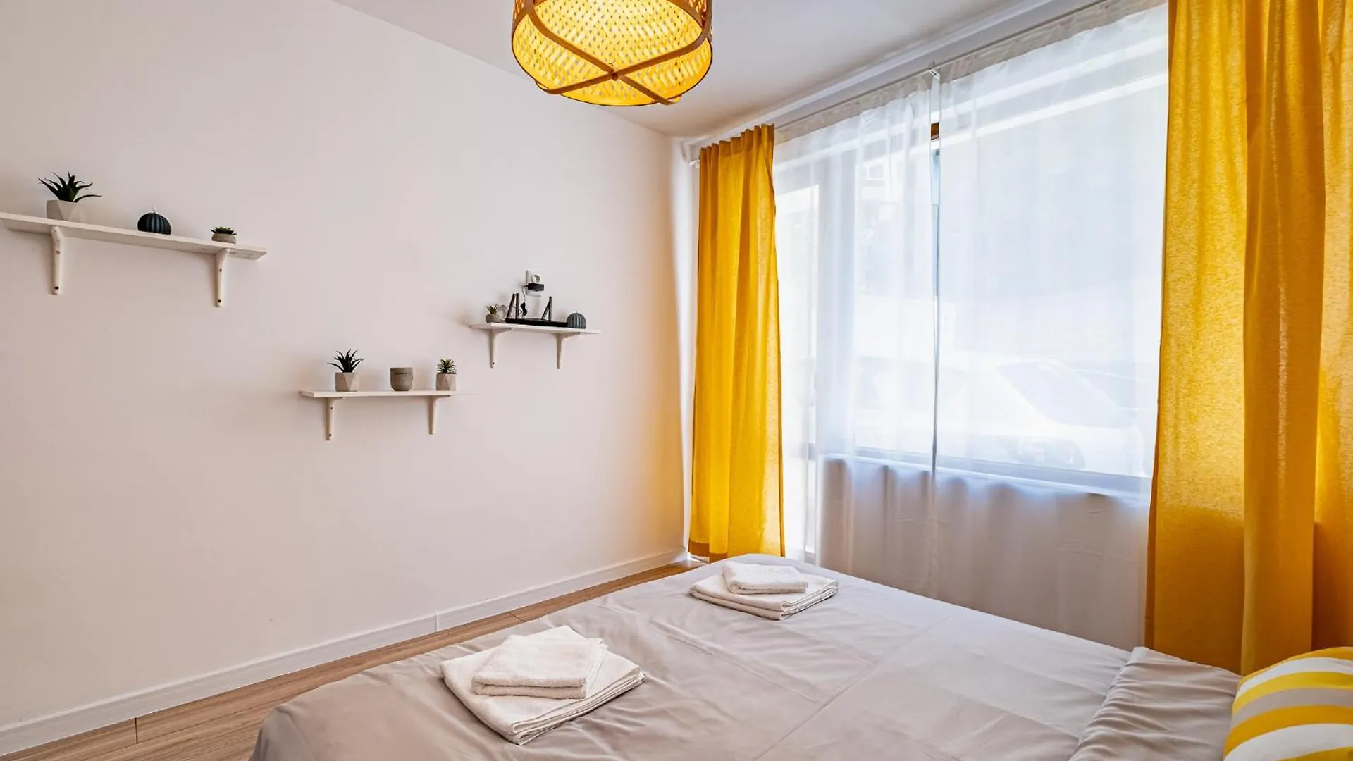 Cozy Central Apartment Varna & Parking Bulgaria