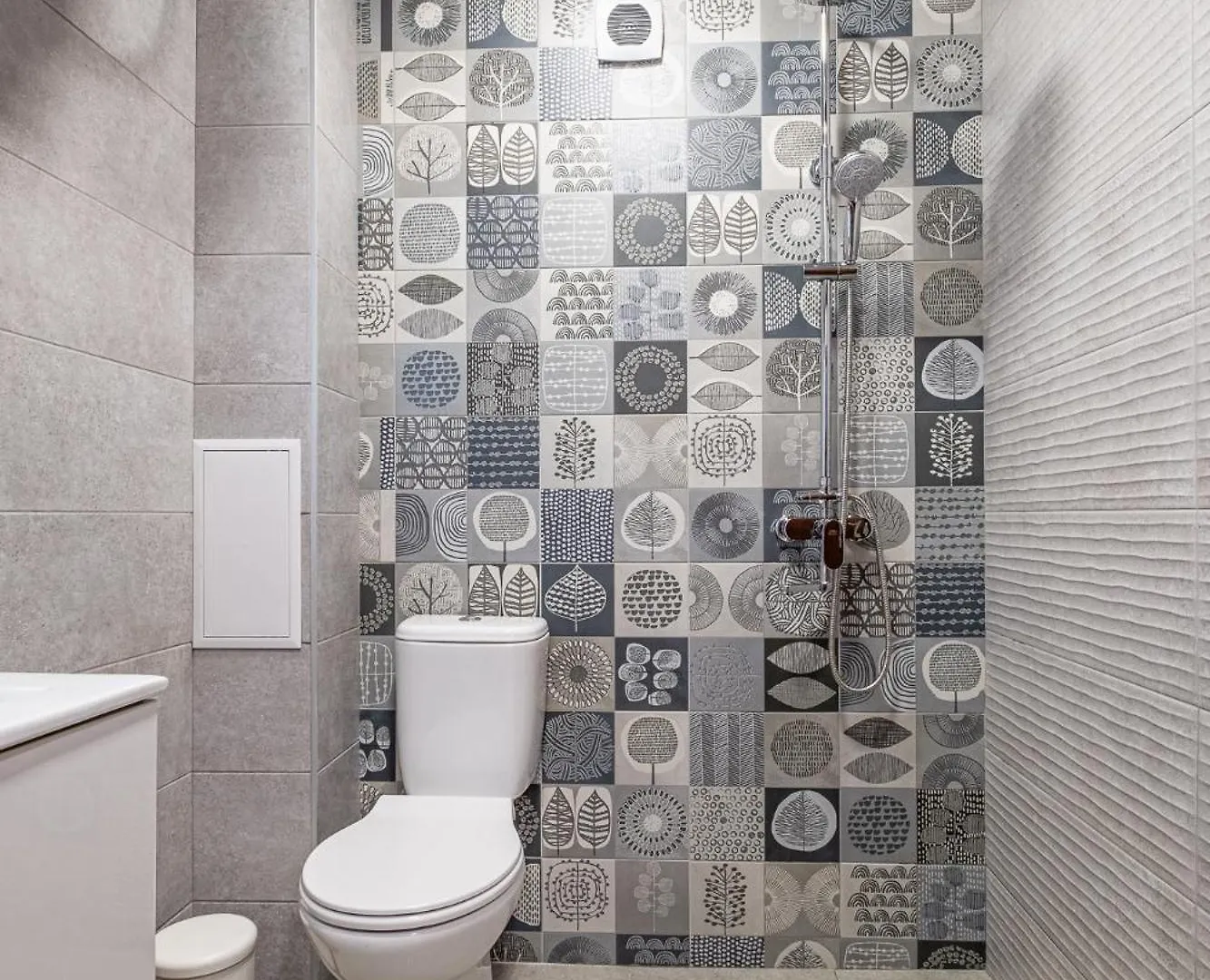 Cozy Central Apartment Varna & Parking
